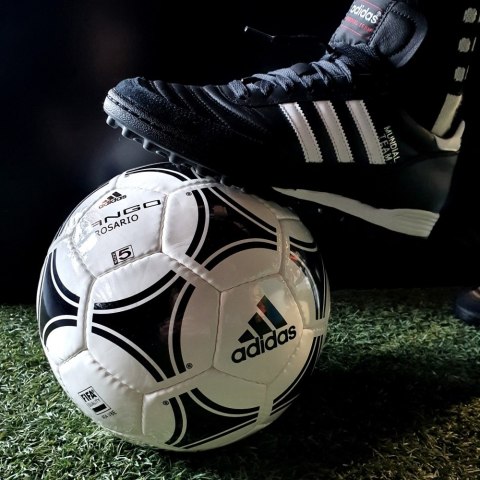 Buty adidas Mundial Team 019228 Buty adidas Mundial Team 019228
