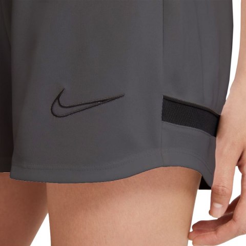Spodenki damskie Nike Dri-FIT Academy szare CV2649 060 Spodenki damskie Nike Dri-FIT Academy szare CV2649 060