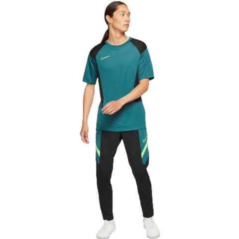 Spodnie męskie Nike Dri-FIT Academy czarno-zielone CT2491 015 Spodnie męskie Nike Dri-FIT Academy czarno-zielone CT2491 015