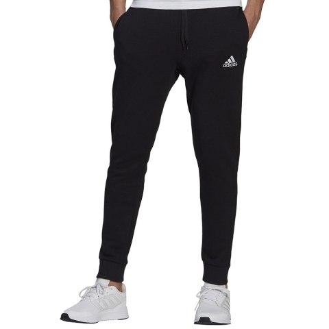 Spodnie męskie adidas Essentials Tapered Cuff Pants czarne GK9268 Spodnie męskie adidas Essentials Tapered Cuff Pants czarne GK9268
