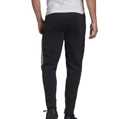 Spodnie męskie adidas Tiro 21 Sweat Pants czarne GM7336 Spodnie męskie adidas Tiro 21 Sweat Pants czarne GM7336