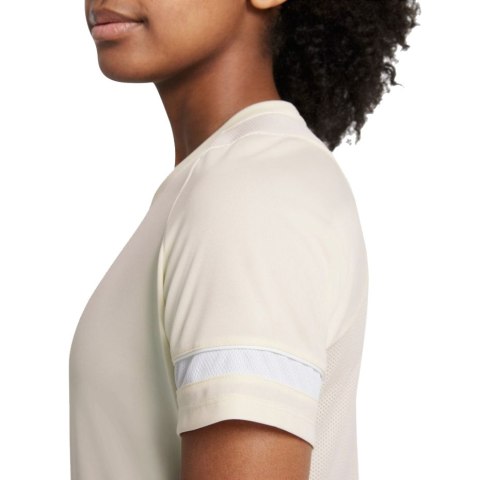 Koszulka damska Nike NK Df Academy 21 Top Ss beżowa CV2627 113 Koszulka damska Nike NK Df Academy 21 Top Ss beżowa CV2627 113