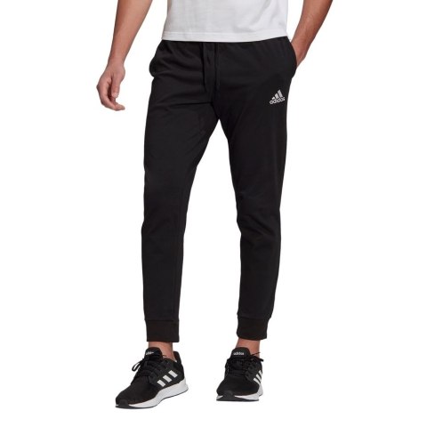 Spodnie męskie adidas Essentials Single czarne GK9226 Spodnie męskie adidas Essentials Single czarne GK9226