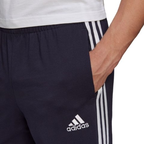 Spodnie męskie adidas Essentials Single granatowe GK8997 Spodnie męskie adidas Essentials Single granatowe GK8997