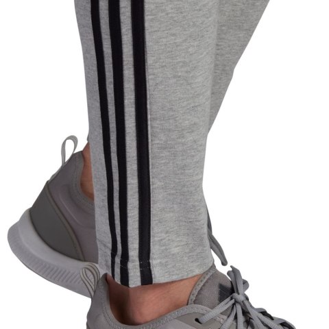 Spodnie męskie adidas Essentials Single szare GK8998 Spodnie męskie adidas Essentials Single szare GK8998