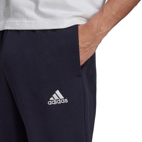 Spodnie męskie adidas Essentials Fleece granatowe H33664 Spodnie męskie adidas Essentials Fleece granatowe H33664