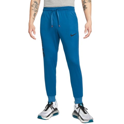 Spodnie męskie Nike NK Df FC Libero Pant K niebieskie DC9016 407 Spodnie męskie Nike NK Df FC Libero Pant K niebieskie DC9016 407