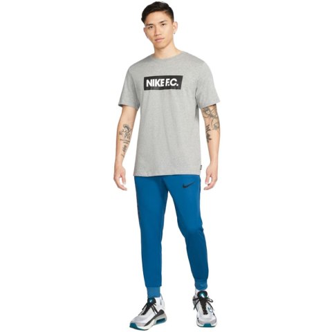 Spodnie męskie Nike NK Df FC Libero Pant K niebieskie DC9016 407 Spodnie męskie Nike NK Df FC Libero Pant K niebieskie DC9016 407