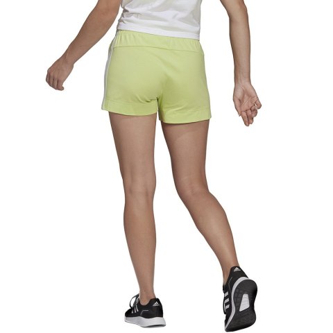 Spodenki damskie adidas Essentials Slim 3-Stripes Shorts zielone HE9361 Spodenki damskie adidas Essentials Slim 3-Stripes Shorts zielone HE9361