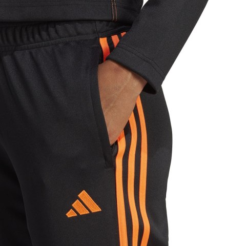 Spodnie damskie adidas Tiro 23 Club Training czarno-pomarańczowe HZ0189 Spodnie damskie adidas Tiro 23 Club Training czarno-pomarańczowe HZ0189
