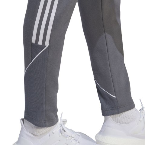 Spodnie męskie adidas Tiro 23 League Sweat Tracksuit Bottoms szare HZ3019 Spodnie męskie adidas Tiro 23 League Sweat Tracksuit Bottoms szare HZ3019