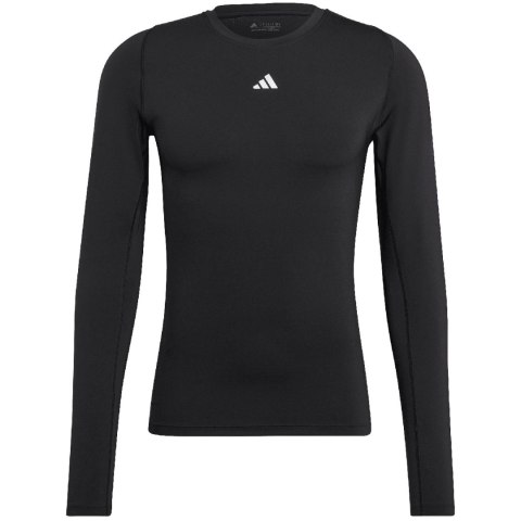 Koszulka męska adidas Techfit Aeroready Long Sleeve Tee czarna HP0626 Koszulka męska adidas Techfit Aeroready Long Sleeve Tee czarna HP0626
