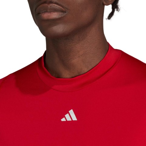 Koszulka męska adidas Techfit COLD.RDY Long Sleeve czerwona HP0572 Koszulka męska adidas Techfit COLD.RDY Long Sleeve czerwona HP0572