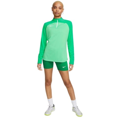 Spodenki damskie Nike DF Strike NP Short zielone DH8327 302 Spodenki damskie Nike DF Strike NP Short zielone DH8327 302