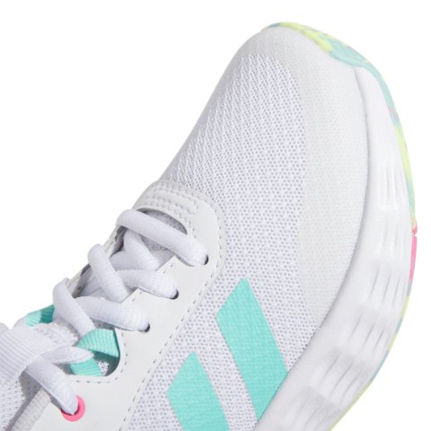 Buty dla dzieci adidas Ownthegame 2.0 biało-niebieskie IF2696 Buty dla dzieci adidas Ownthegame 2.0 biało-niebieskie IF2696