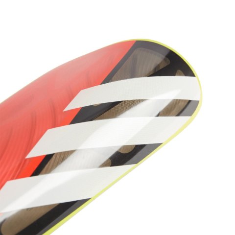 Ochraniacze piłkarskie adidas Tiro League pomarańczowo-białe IQ4039 Ochraniacze piłkarskie adidas Tiro League pomarańczowo-białe IQ4039
