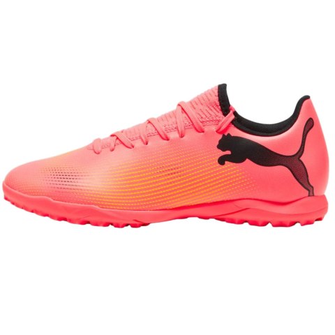 Buty piłkarskie Puma Future 7 Play TT 107726 03 Buty piłkarskie Puma Future 7 Play TT 107726 03