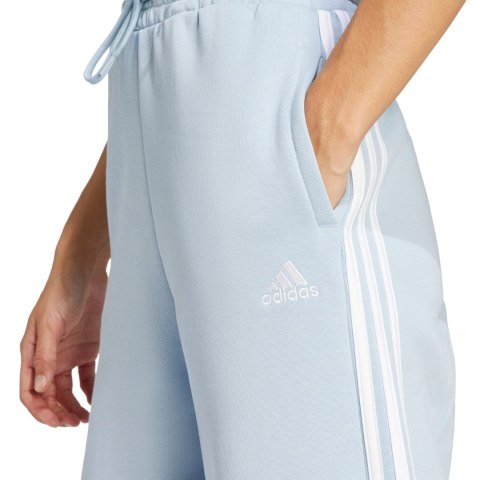 Spodnie damskie adidas Essentials 3-Stripes Fleece Wide błękitne IR5384 Spodnie damskie adidas Essentials 3-Stripes Fleece Wide błękitne IR5384
