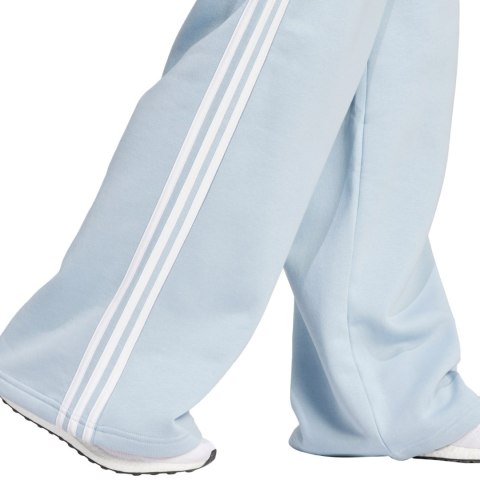 Spodnie damskie adidas Essentials 3-Stripes Fleece Wide błękitne IR5384 Spodnie damskie adidas Essentials 3-Stripes Fleece Wide błękitne IR5384