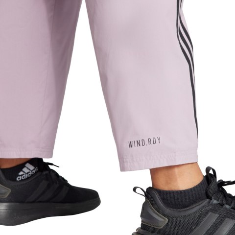 Spodnie damskie adidas Future Icons Three Stripes Woven różowe IS3655 Spodnie damskie adidas Future Icons Three Stripes Woven różowe IS3655