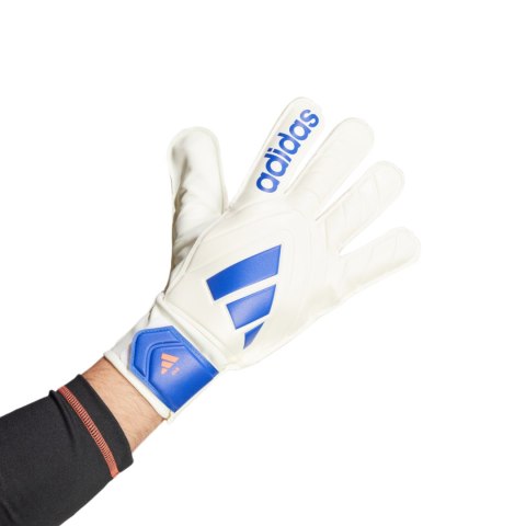 Rękawice bramkarskie adidas Copa Club Goalkeeper biało-niebieskie IX3835 Rękawice bramkarskie adidas Copa Club Goalkeeper biało-niebieskie IX3835