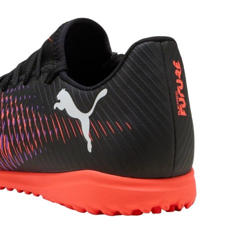 Buty piłkarskie Puma Future 8 Play TT 108378 01 Buty piłkarskie Puma Future 8 Play TT 108378 01
