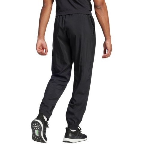 Spodnie męskie adidas Essentials Small Logo Cargo czarne JF3538 Spodnie męskie adidas Essentials Small Logo Cargo czarne JF3538