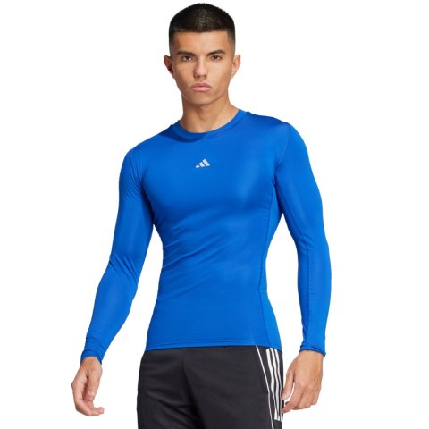 Koszulka męska adidas Techfit Long Sleeve Tee niebieska JP2921 Koszulka męska adidas Techfit Long Sleeve Tee niebieska JP2921