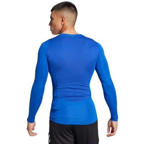 Koszulka męska adidas Techfit Long Sleeve Tee niebieska JP2921 Koszulka męska adidas Techfit Long Sleeve Tee niebieska JP2921