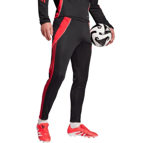 Spodnie męskie adidas Tiro 24 Slim Training czarno-czerwone JP2489 Spodnie męskie adidas Tiro 24 Slim Training czarno-czerwone JP2489