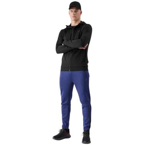 Bluza męska 4F FNK M512 głęboka czerń 4FWSS25TFSWM512 20S Bluza męska 4F FNK M512 głęboka czerń 4FWSS25TFSWM512 20S