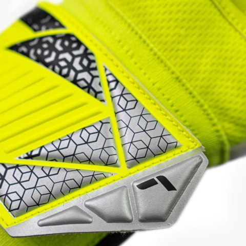 Rękawice bramkarskie Reusch Attrakt Grip żółto-czarne 5570815 2014 Rękawice bramkarskie Reusch Attrakt Grip żółto-czarne 5570815 2014