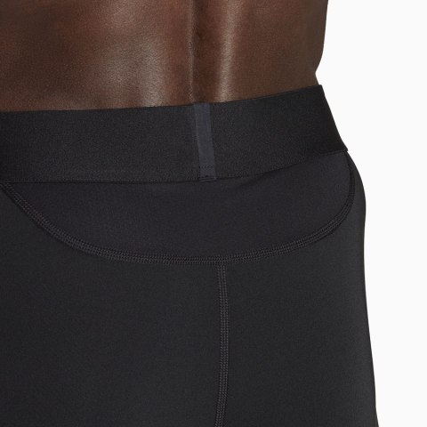 Spodenki adidas TECHFIT SHORT HP0618 Spodenki adidas TECHFIT SHORT HP0618