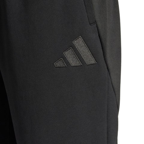 Spodnie męskie adidas Tiro 25 czarne JD9082 Spodnie męskie adidas Tiro 25 czarne JD9082