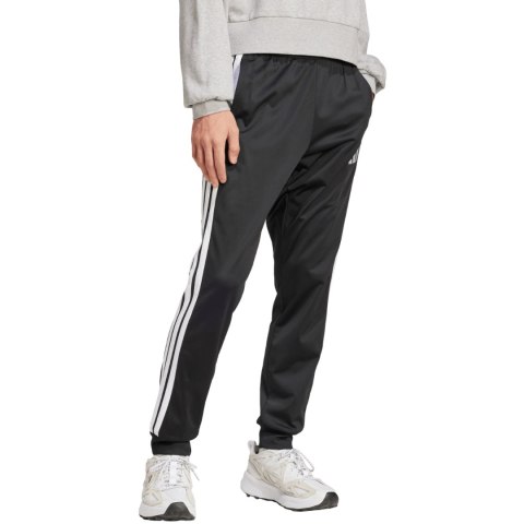 Spodnie męskie adidas 3-Stripes Tricot Regular Tapered czarne JI8809 Spodnie męskie adidas 3-Stripes Tricot Regular Tapered czarne JI8809