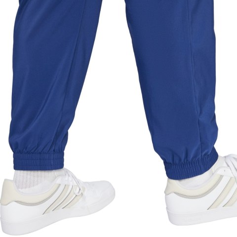 Spodnie męskie adidas Essentials Small Logo Cargo niebieskie JD1825 Spodnie męskie adidas Essentials Small Logo Cargo niebieskie JD1825