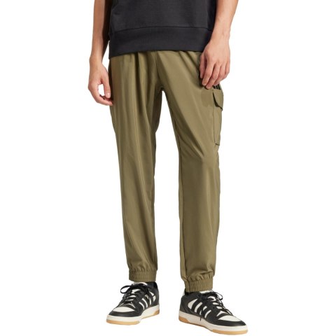 Spodnie męskie adidas Essentials Small Logo Cargo oliwkowe JD1824 Spodnie męskie adidas Essentials Small Logo Cargo oliwkowe JD1824
