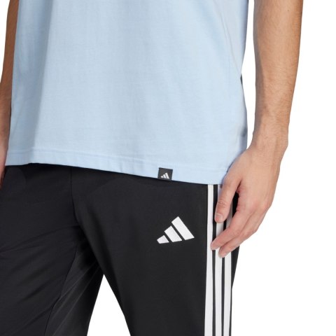 Koszulka męska adidas M T Fill Tee błękitna JJ3865 Koszulka męska adidas M T Fill Tee błękitna JJ3865