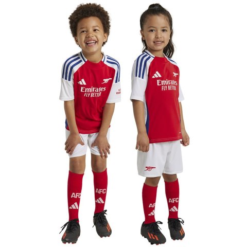 Komplet adidas Arsenal Londyn Home Mini IS8146 Komplet adidas Arsenal Londyn Home Mini IS8146