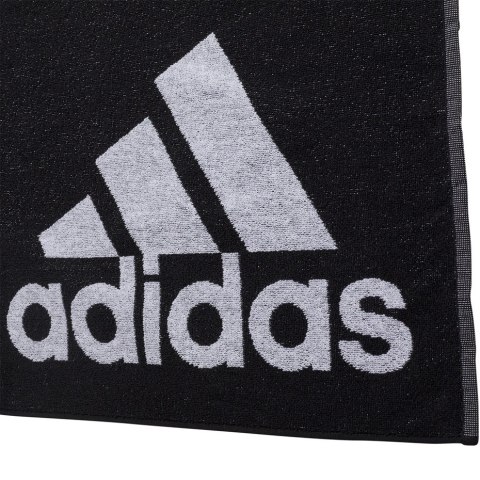 Ręcznik adidas Towel S czarny DH2860 Ręcznik adidas Towel S czarny DH2860