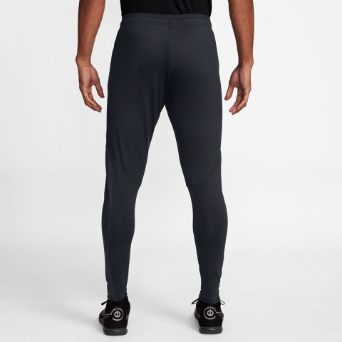Spodnie Nike Chelsea FC Strike Pant FN4131-426 Spodnie Nike Chelsea FC Strike Pant FN4131-426
