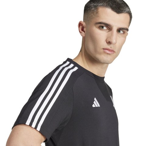 Koszulka adidas Juventus DNA Tee IY4120 Koszulka adidas Juventus DNA Tee IY4120