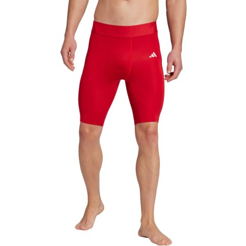 Podspodenki męskie adidas Techfit Tight czerwone JP1464 Podspodenki męskie adidas Techfit Tight czerwone JP1464