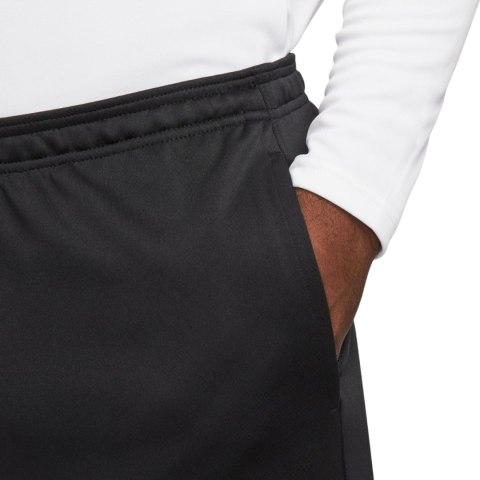Spodenki męskie Nike NK Strike 22 Short KZ czarne DH9363 010 Spodenki męskie Nike NK Strike 22 Short KZ czarne DH9363 010