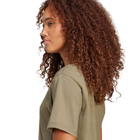 Koszulka damska adidas Essentials Small Logo Cotton khaki JI6074 Koszulka damska adidas Essentials Small Logo Cotton khaki JI6074
