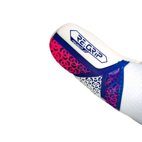 Rękawice bramkarskie Reusch Attrakt RE: Grip NC Junior biało-niebieskie 5572535 4310 Rękawice bramkarskie Reusch Attrakt RE: Grip NC Junior biało-niebieskie 5572535 4310