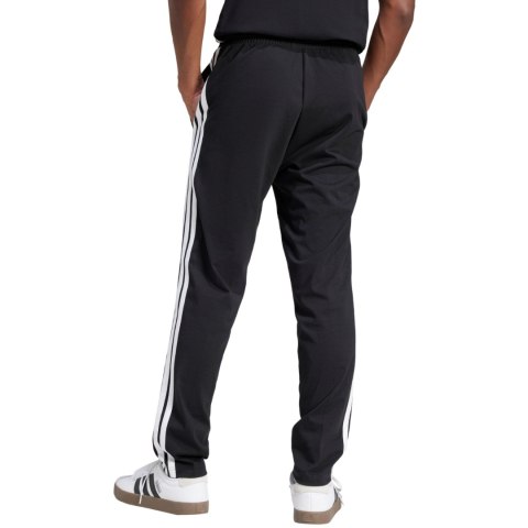 Spodnie męskie adidas Essentials 3-Stripes Single Jersey czarne JE6430 Spodnie męskie adidas Essentials 3-Stripes Single Jersey czarne JE6430
