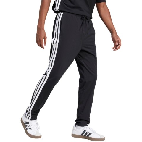 Spodnie męskie adidas Essentials 3-Stripes Single Jersey czarne JE6430 Spodnie męskie adidas Essentials 3-Stripes Single Jersey czarne JE6430