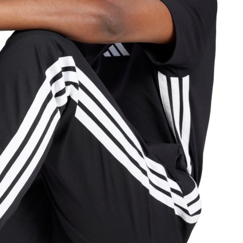 Spodnie męskie adidas Essentials 3-Stripes Single Jersey czarne JE6430 Spodnie męskie adidas Essentials 3-Stripes Single Jersey czarne JE6430