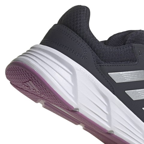 Buty damskie do biegania adidas Galaxy 6 granatowe GW4137 Buty damskie do biegania adidas Galaxy 6 granatowe GW4137